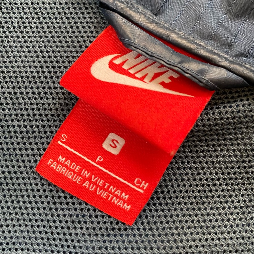 Nike Windrunner Track Jacket - Picture 4 of 6